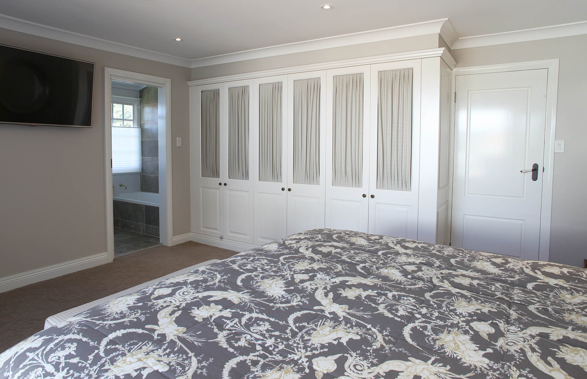 Curtains Jindabyne Thredbo Perisher